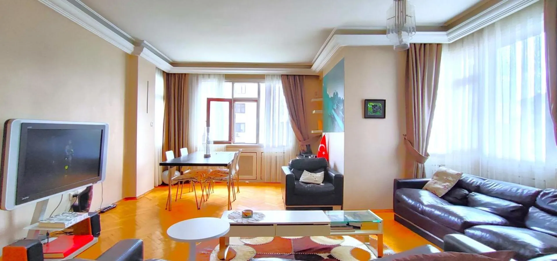 Cozy Apartment In Kadikoy contacts